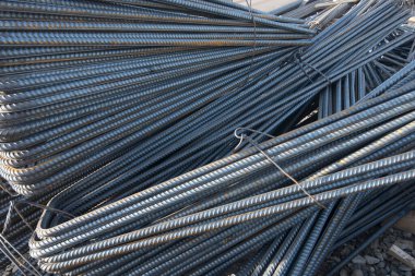 İnşaat alanındaki yapı çeliği ya da inşaat çeliği boruları