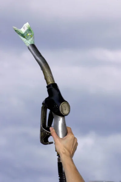 Holding Tank Nozzle Banknote Sky Fuel Costs Gas Station — Stock Photo, Image
