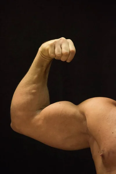 Bodybuilder Che Mostra Suoi Muscoli Fitness Salute Nel Bodybuilding — Foto Stock