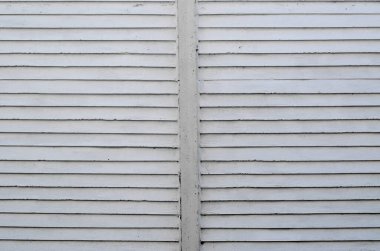 Beyaz yatay ahşap bir çitin parçası. Geçmişi. Doku.