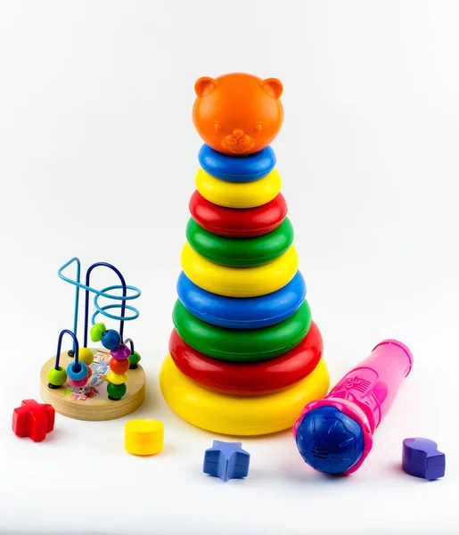 Kinderspielzeug Auf Weißem Hintergrund Pyramide Mikrofon Puzzle — Stockfoto