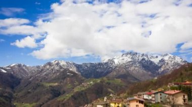 Orobie dağlarıalplerinin hiperlapse