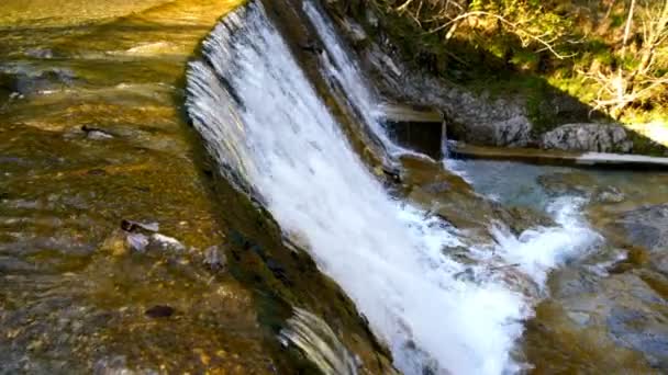 Cascata sul fiume Val Vertova — Video Stock