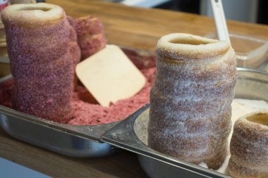 Kurtos geleneksel Çek Twist roll