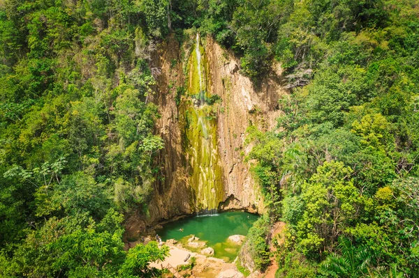 Drone shot de la cascada de El Limón — Foto de Stock