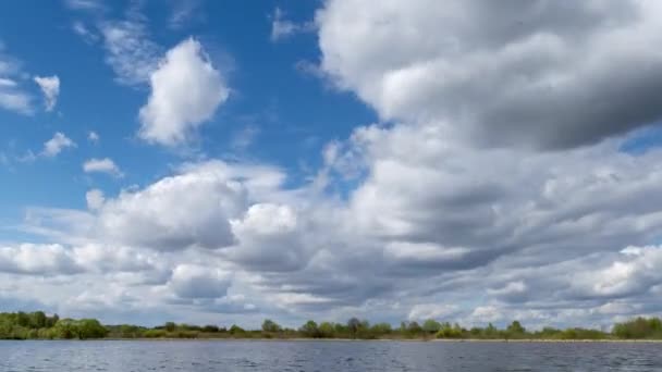 Cumulus Dessus Lac Nuages Double Couche Délai 3840X2160 — Video