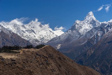 Everest bölgesi, Nepal, Asya'da Himalayalar dağ manzarası