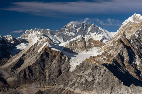 ラからヌプツェ エベレスト ローツェ山ピーク ビューを渡すと エベレスト地域 ネパール アジア — ストック写真
