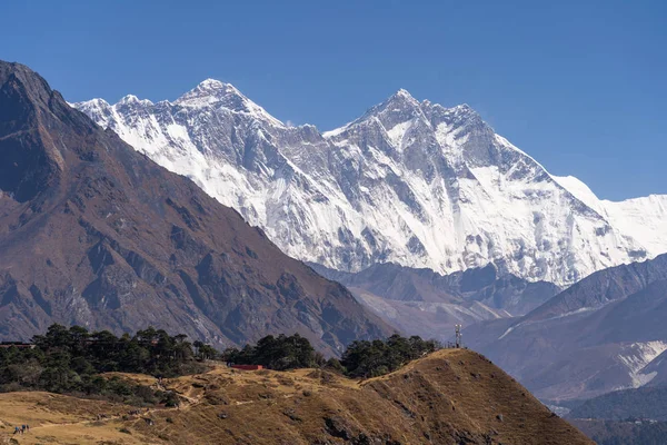 Everest, Nuptse, o pico da montanha Lhotse no Himalaia tocou — Fotografia de Stock
