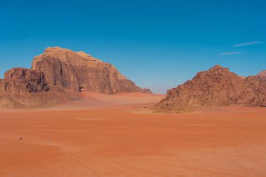 Wadi Rum Çölü 'nün güzel manzarası, Ürdün' ün güney kısmı, Arap, Asya