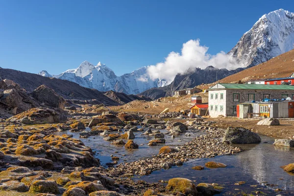 Aldea Lobuche Región Del Everest Una Mañana Cordillera Del Himalaya — Foto de Stock