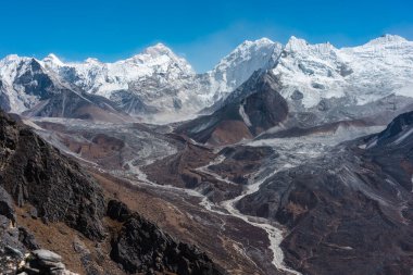 Makalu dağ zirvesi, dünyanın en yüksek beşinci dağı, Himalaya dağ sırası Everest ana kampı yürüyüş rotası, Nepal, Asya