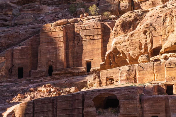 Forntida Grav Runt Gatan Fasader Petra Ruin Och Antika Staden — Stockfoto