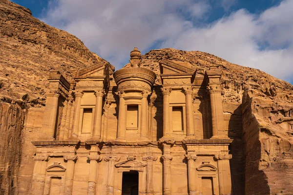 Deir Monasterio Ruina Petra Ciudad Antigua Atardecer Jordania Árabe Asia — Foto de Stock