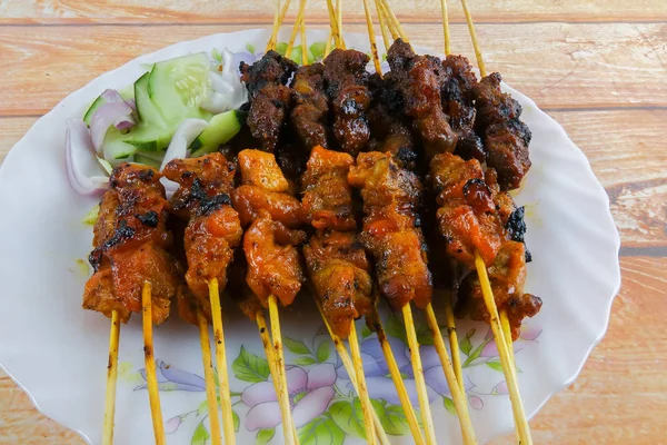 Malaysian Delicacy Commonly Known Satay Bamboo Stick Skewered Barbequed Meat — Stock Photo, Image