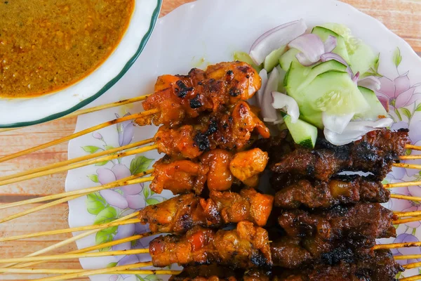 Malaysian Delicacy Commonly Known Satay Bamboo Stick Skewered Barbequed Meat — Stock Photo, Image