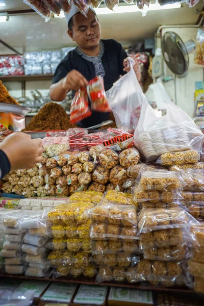Kelantan, Malezya, 20 Ekim 2018.The satıcı ve Siti Hatice taze Pazar Kota Bharu, Kelantan, Malezya içinde yer alan iç ortam