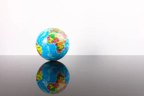 Globo Mundial Com Reflexão Conceito Globalização — Fotografia de Stock