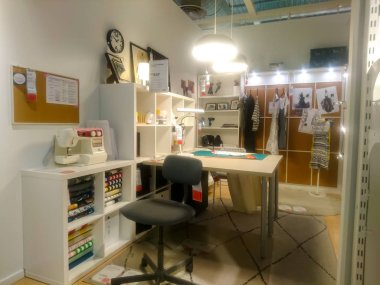 Kuala Lumpur, Malezya-5 Nisan 2019: IKEA Store Kuala Lumpur. IKEA dünyanın en büyük mobilya perakendeci ve mobilya montajı için hazır satıyor. 1943 yılında Isveç 'te kuruldu.