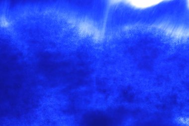 Soyut el boyası beyaz kağıt arkaplan üzerine mavi suluboya sıçrama, Yaratıcı Tasarım Şablonları