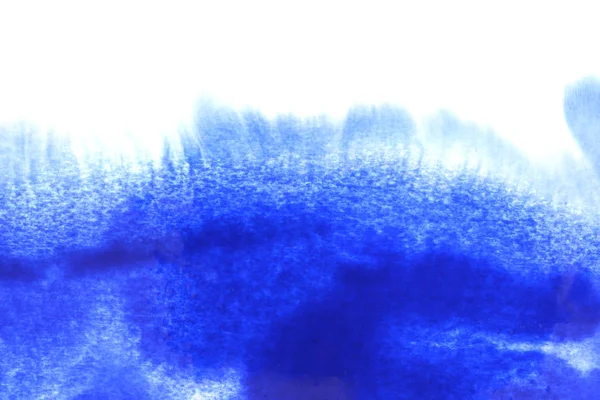 白い紙の背景に手描きの青い水彩スプラッシュ クリエイティブデザインテンプレート — ストック写真