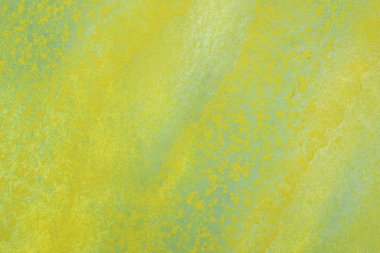 Soyut el boyalı sarı yeşil suluboya splash beyaz kağıt arka planda, yaratıcı tasarım şablonları