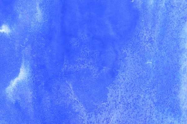 白い紙の背景に手描きの青い水彩スプラッシュ クリエイティブデザインテンプレート — ストック写真