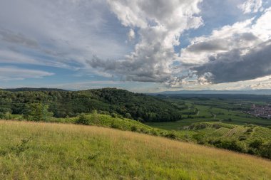 Almanya 'da Kaiserstuhl' dan izlenen Alsace düzlüğü