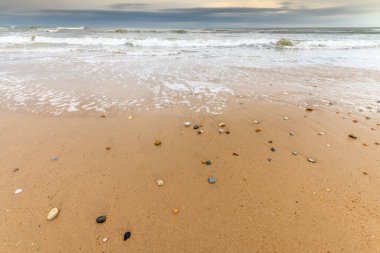 Atlas Okyanusu kıyısında Sables d 'olonne yakınlarında bir sahil..