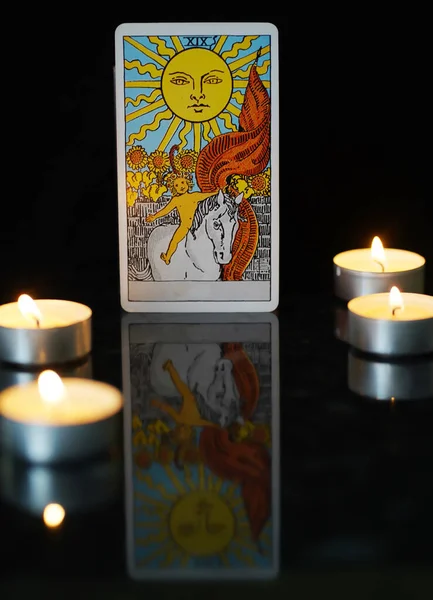 Tarot, Binbaşı Arcana, Güneş, çalışma.