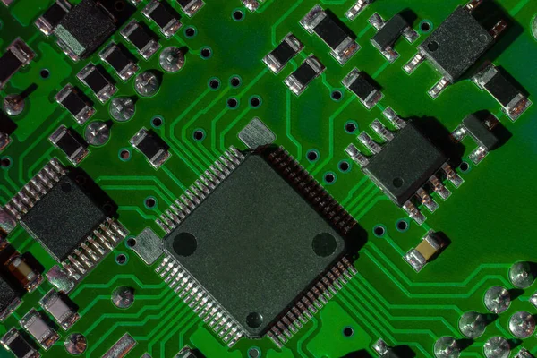 Macro Close Shot Van Groene Printplaat Computer Moederbord Componenten Microcircuits — Stockfoto