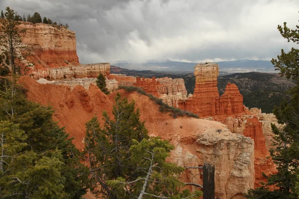 Stormy View Orange Rock Hoodoos Aqua Canyon Viewpoint Bryce Canyon — Stock Photo, Image