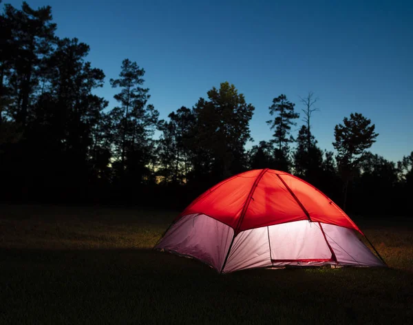 Nylon Tält Som Lighted Släpper Precis Efter Solnedgången North Carolina — Stockfoto