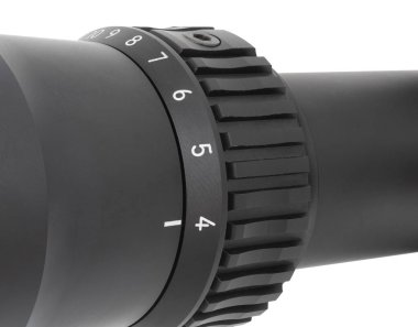 Dört büyütme bir keskin nişancı kapsamında beyaz ayarı