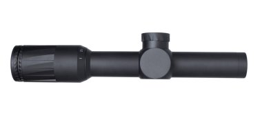 Beyazda izole edilmiş yüksek güçlü bir tüfek için dürbün.