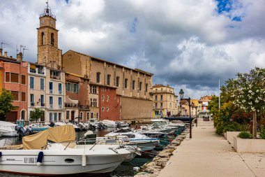 Martigues manzarası, adanın bölgesi, Provence Venedik 'i, Provence' e hoş geldiniz..
