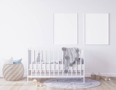 Yeni doğan yatak odasında çerçeve, gri arka planda beyaz beşik ve rattan sepetli iki beyaz çerçeve.