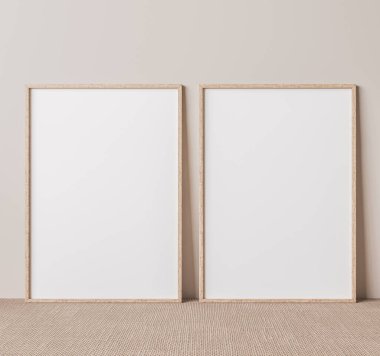Dikey ahşap çerçeve bej zeminde maket yapıyor. İki ahşap çerçeve modeli poster. İki dikey çerçeve 3B görüntüleyici