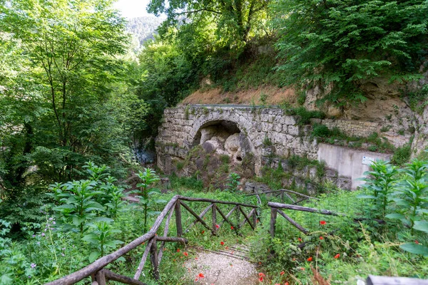 Αρχαιολογική Γέφυρα Που Βρέθηκε Στη Valnerina Κατά Μήκος Του Μαύρου — Φωτογραφία Αρχείου