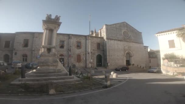 Place augusto vera dans le centre de la ville d'amelia — Video