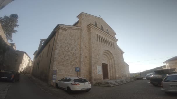 One of the many churches in the center of amelia — Stock Video