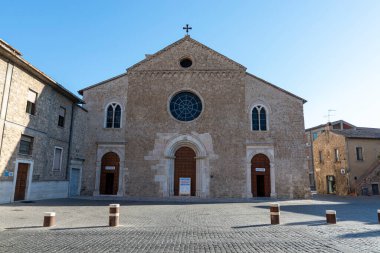 Terni, İtalya 21 Ağustos 2020 San Francesco Terni Meydanı 'ndaki San Francesco Kilisesi