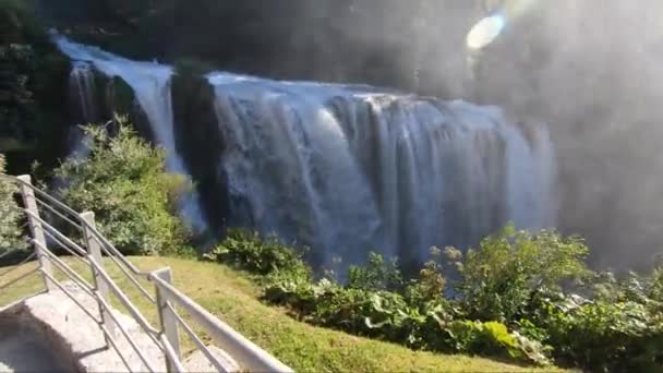 Cachoeira marmore o mais alto da Europa é na umbria — Vídeo de Stock