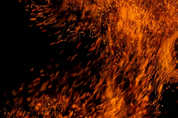 Feuerflamme Mit Funken Auf Schwarzem Hintergrund — Stockfoto