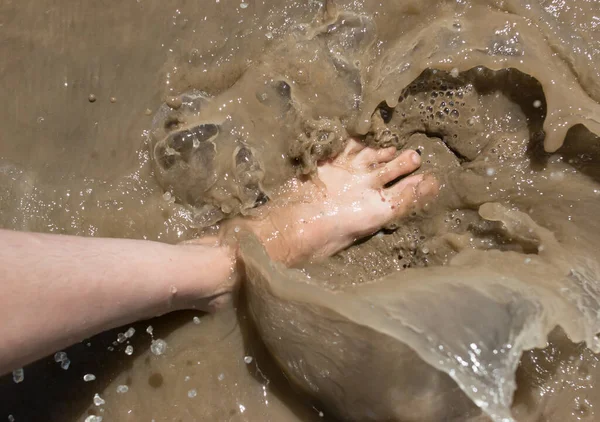 Piede Acqua Sporca — Foto Stock