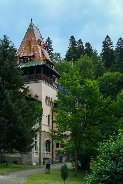 Schloss Pelisor Ist Ein Charmantes Kleines Schloss Neben Dem Berühmten — Stockfoto