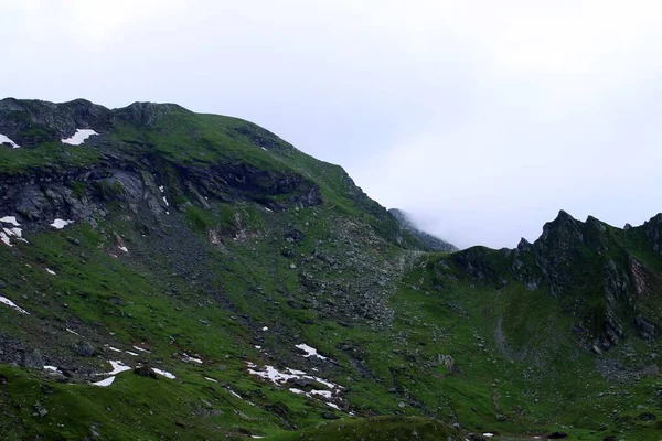 Karpaterna Längs Den Berömda Transfagarasanska Motorvägen Rumänien Saua Doamnei Krön — Stockfoto