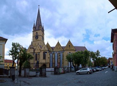 Sibiu / Romanya; 06 / 29 / 2018. Sibiu 'daki Aziz Mary Katedrali..
