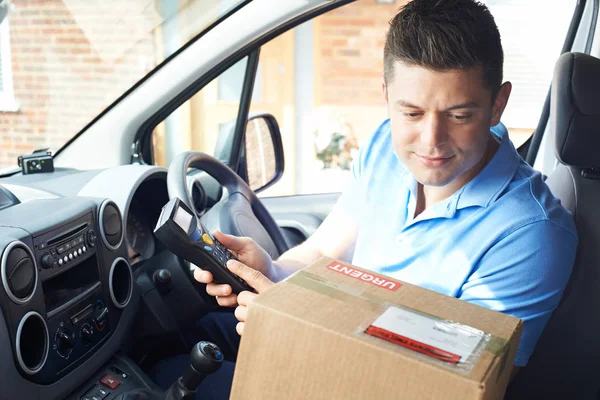 Courier Van Delivering Package Domestic House — Stock Photo, Image