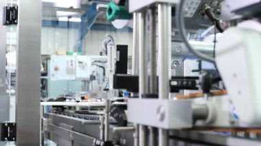 Dijital Tablet kontrol ile mühendis otomatik makine fabrikası